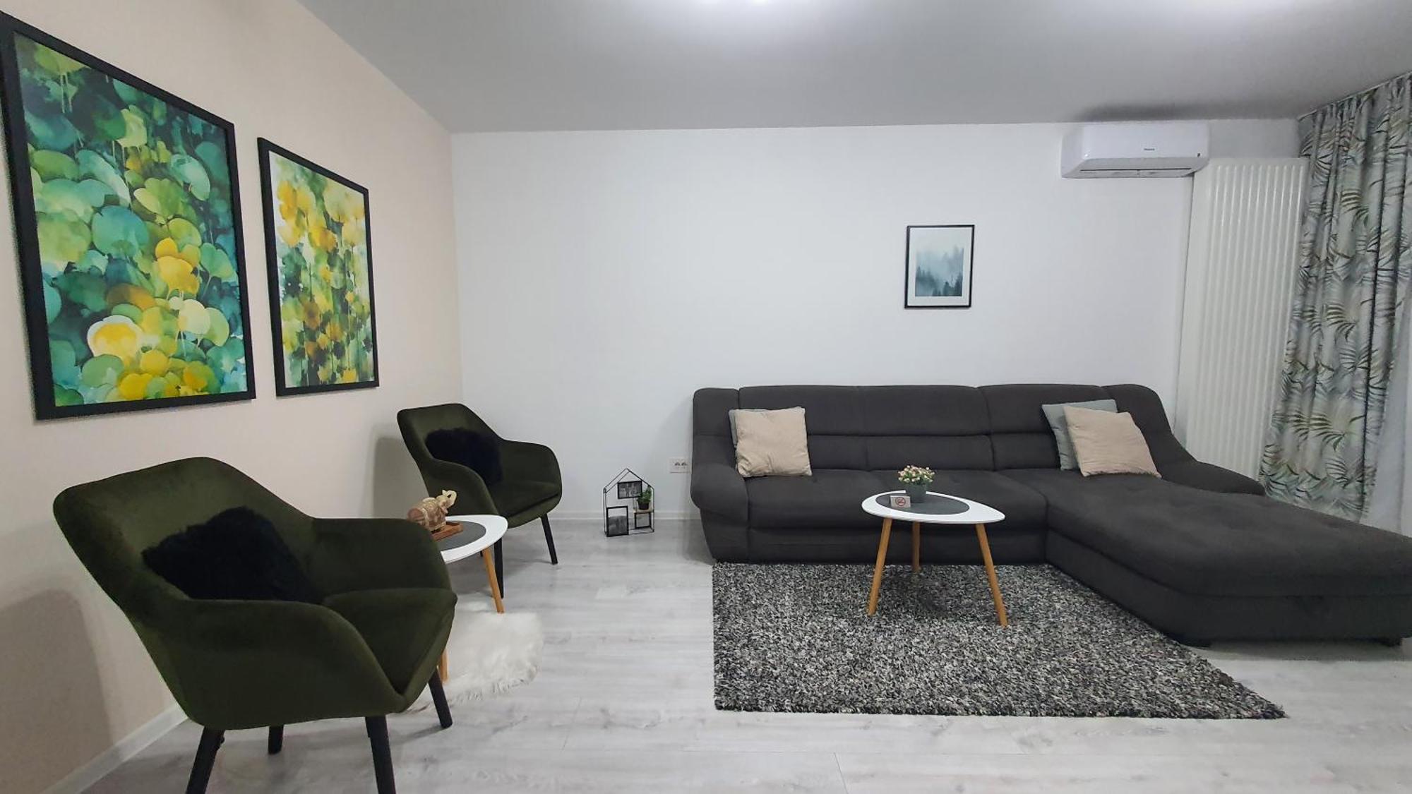 Green Apartment Coresi Braşov Exteriör bild